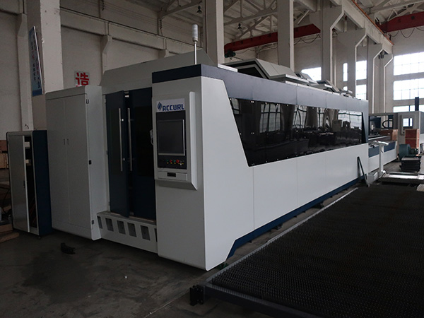 Kineski stroj za rezanje laserskih vlakana Cijena 1000W